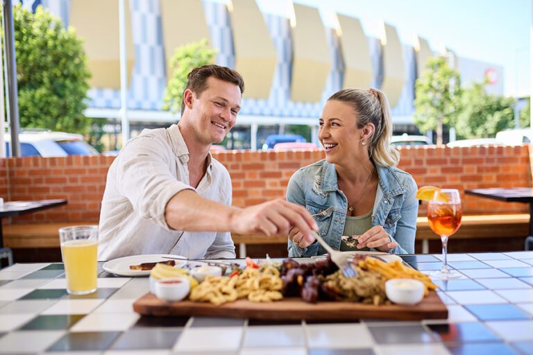 Southport Motel & Apartments | Accommodation near Queens Arms Hotel & Queen Street Village | Gold Coast